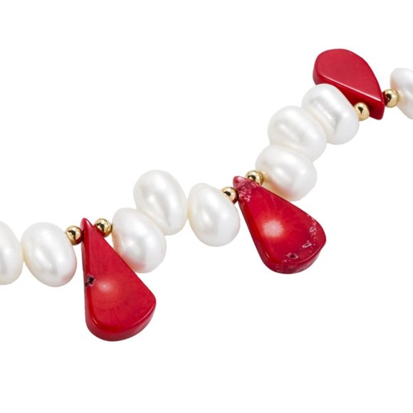 Red Teardrop Bamboo Coral and White Biwa Pearl with Gold Bead Necklace - Picture 3 of 6